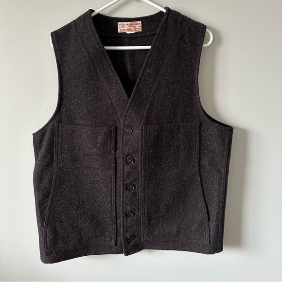C.C. Filson Garment Vest Mackinaw Wool Charcoal Gray Pockets Vintage USA Mens 44 - Picture 1 of 10